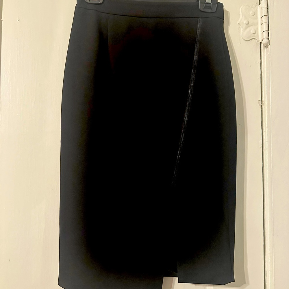 Beautiful and unique pencil skirt